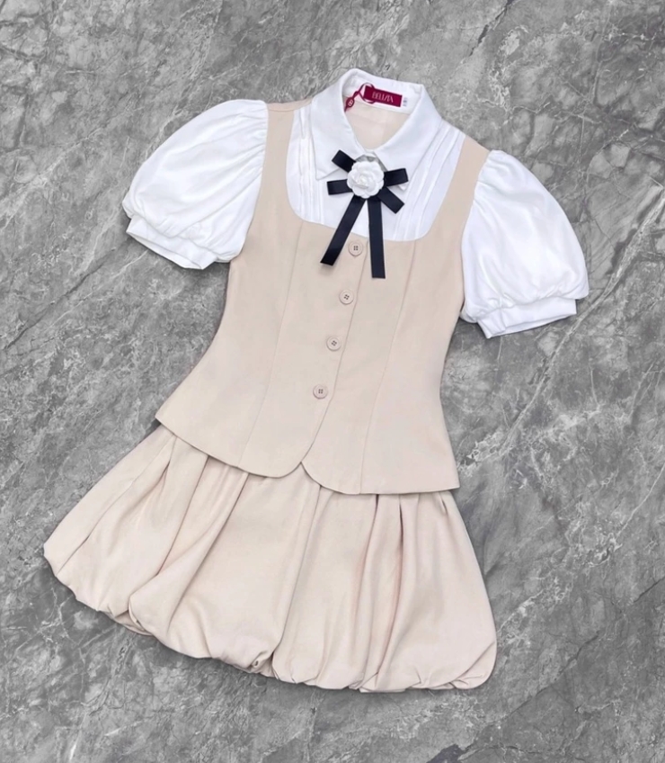 BELLITA ชุดเซ็ท2ชิ้น เสื้อ+กระโปรงทรงบอลลูน - Image 2