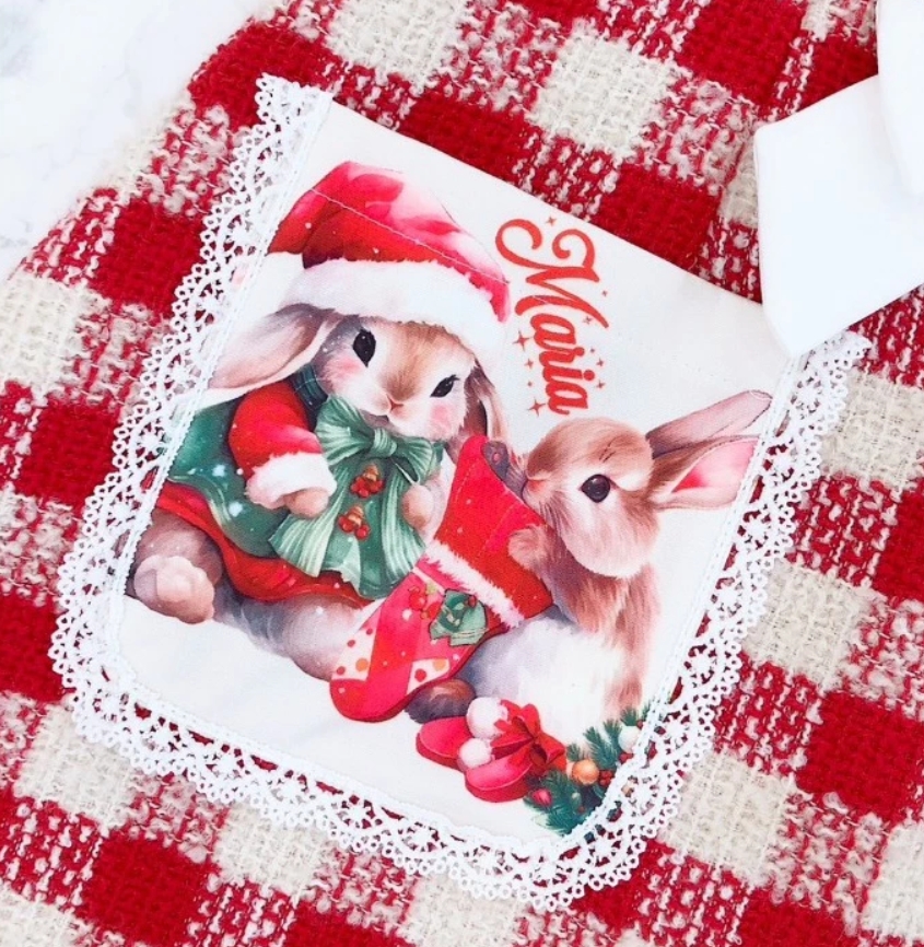 Maria Diamond สีแดง Rabbit X'mas Dress เดรสผ้าทอลายสก็อค ปกคอบัวพิมพ์ลาย มีกระเป๋าหน้า แต่งโบว์ขาว - Image 5