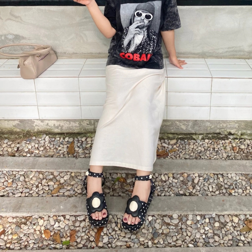 JUDII LES SHU ลายใหม่ Polka dot รุ่น Bloomy (วัสดุผ้าแคนวาส) Size 34-45 ส้นตึกเข็มขัดดอกไม้ รัดข้อ - Image 3